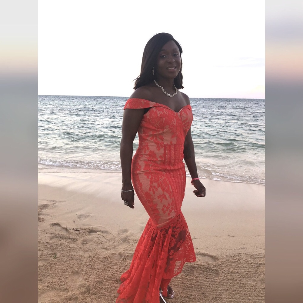 🍹HP!! ASOS Lace Off-Shoulder Prom Dress